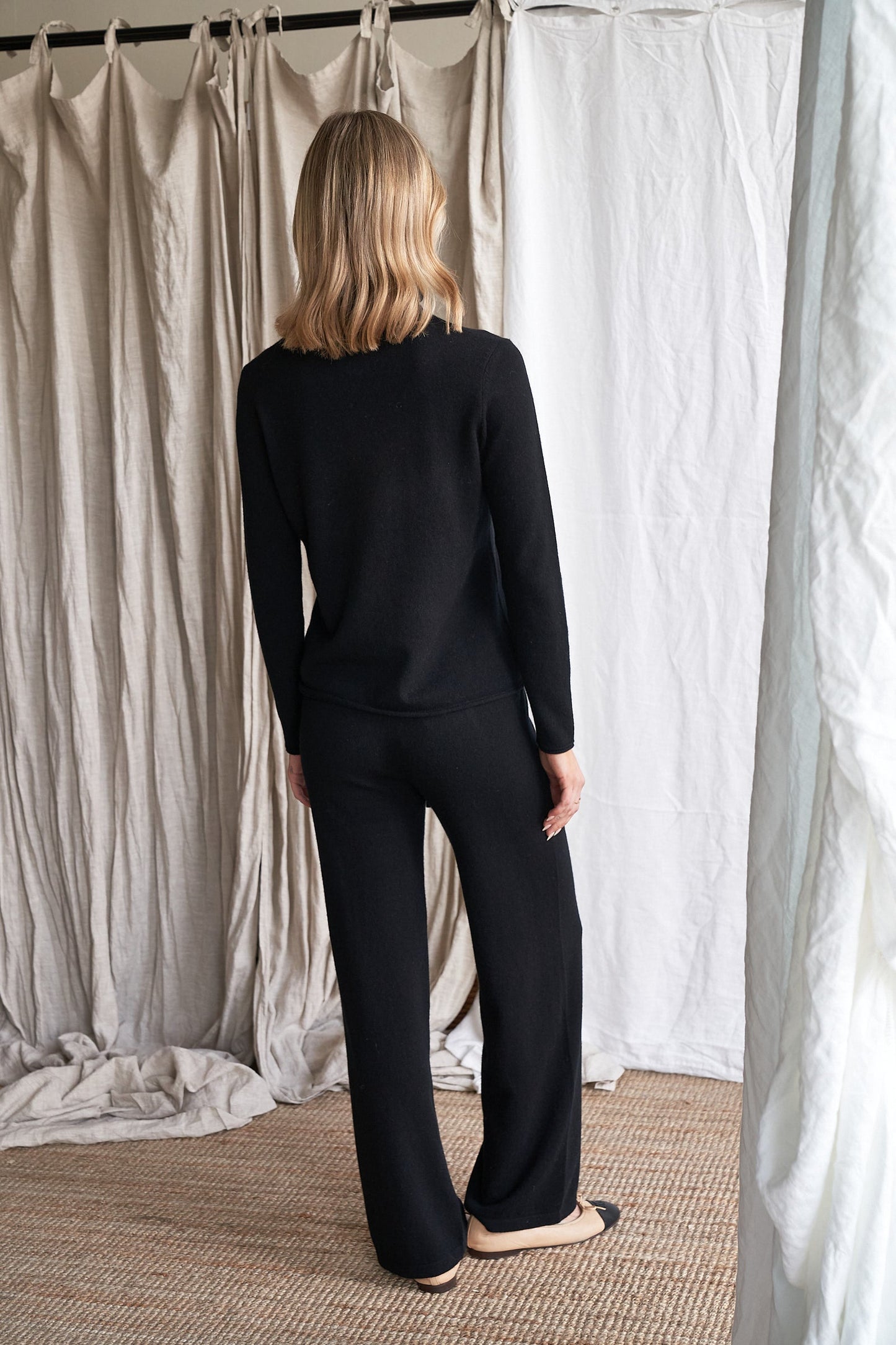 The Simone Cashmere Pants – Black