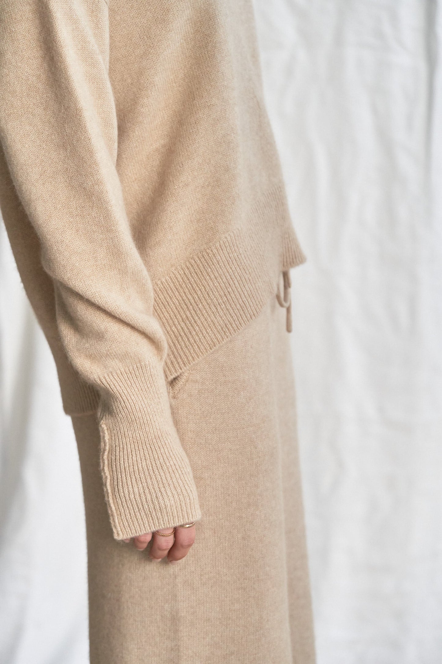 The Arlo Sweater – Oatmeal Cashmere with Rolled Edges