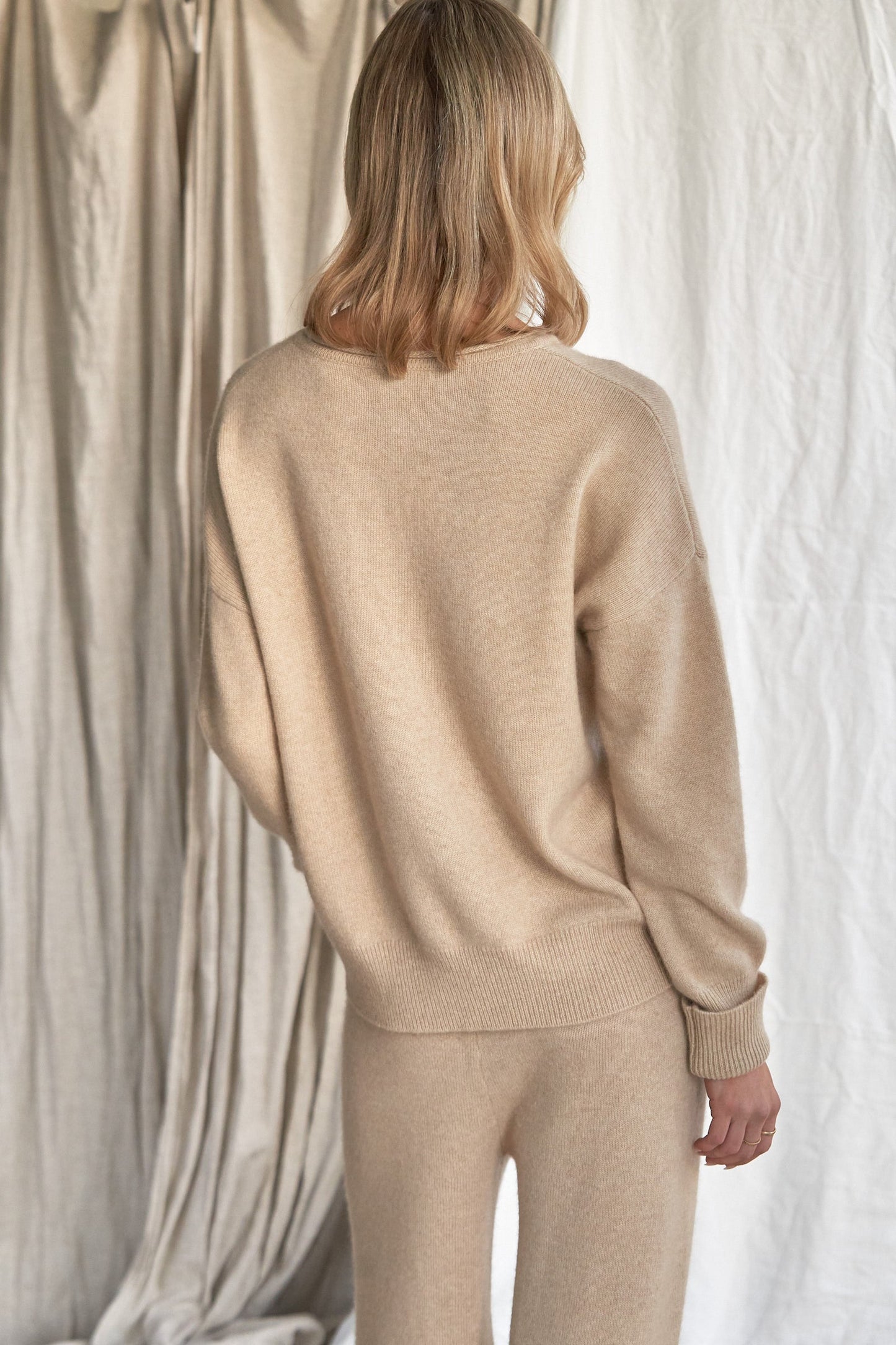 The Arlo Sweater – Oatmeal Cashmere with Rolled Edges