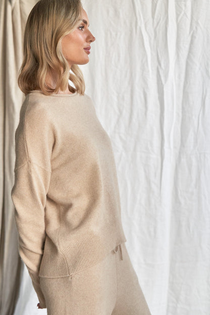 The Arlo Sweater – Oatmeal Cashmere with Rolled Edges
