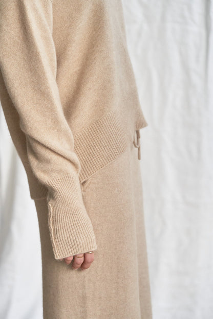 The Arlo Sweater – Oatmeal Cashmere with Rolled Edges